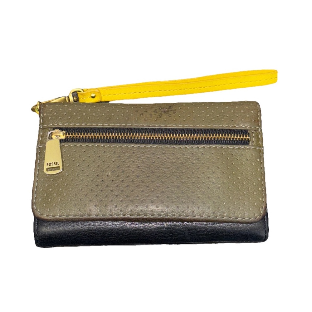 FOSSIL PRESTON PERFORATED PEBBLE LEATHER WRISTLET WALLET‎ OLIVE GREEN/BLACK 6”L